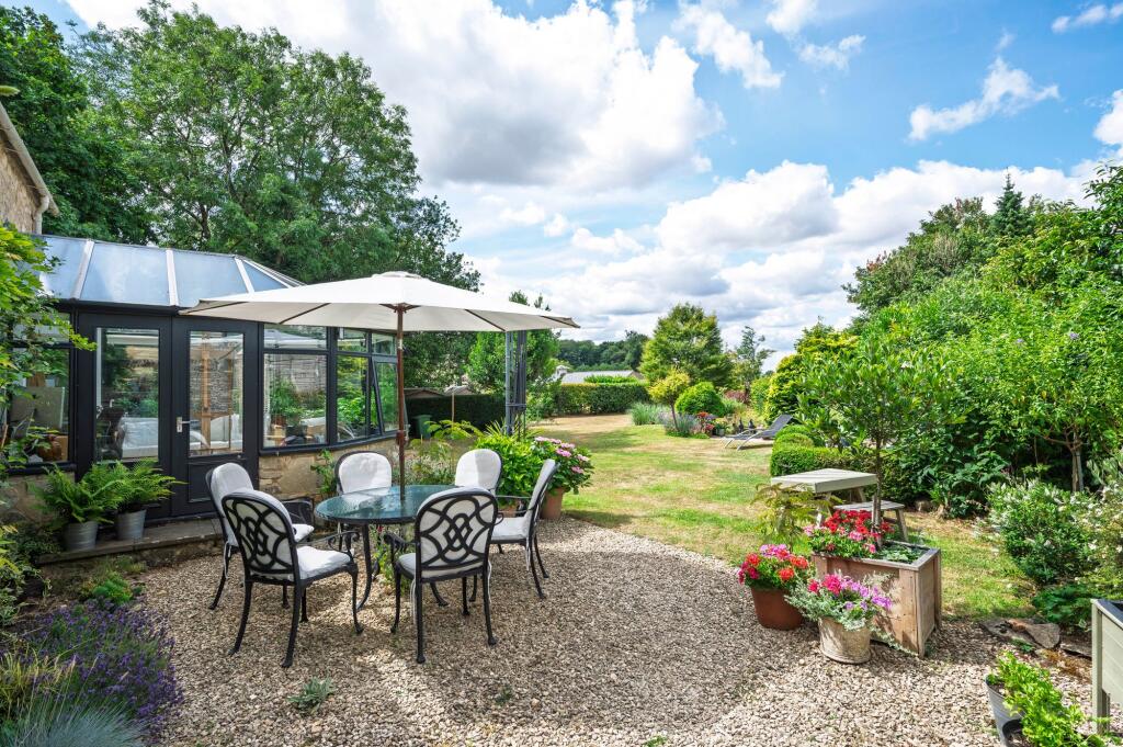 Rear &amp; Garden