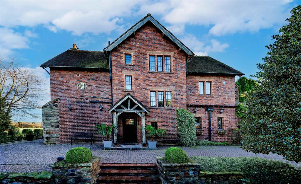 Front ofmhouse 1.1 SAPL3917-20251125-DxO_DeepPRIME