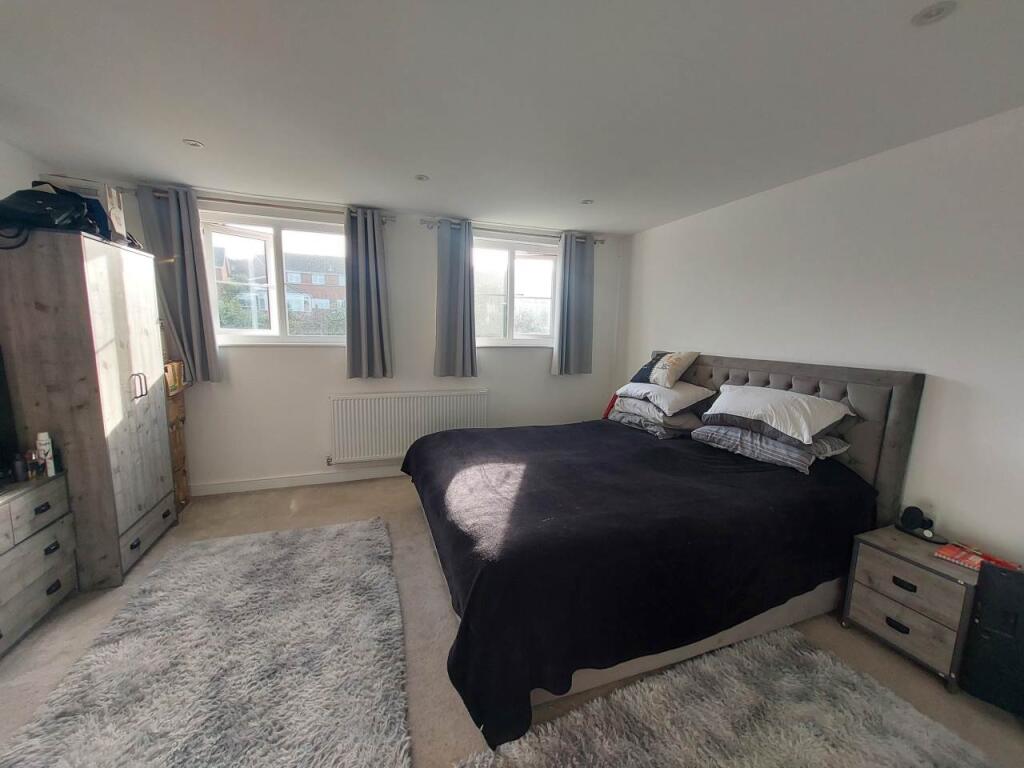 Master bedroom3 (thi