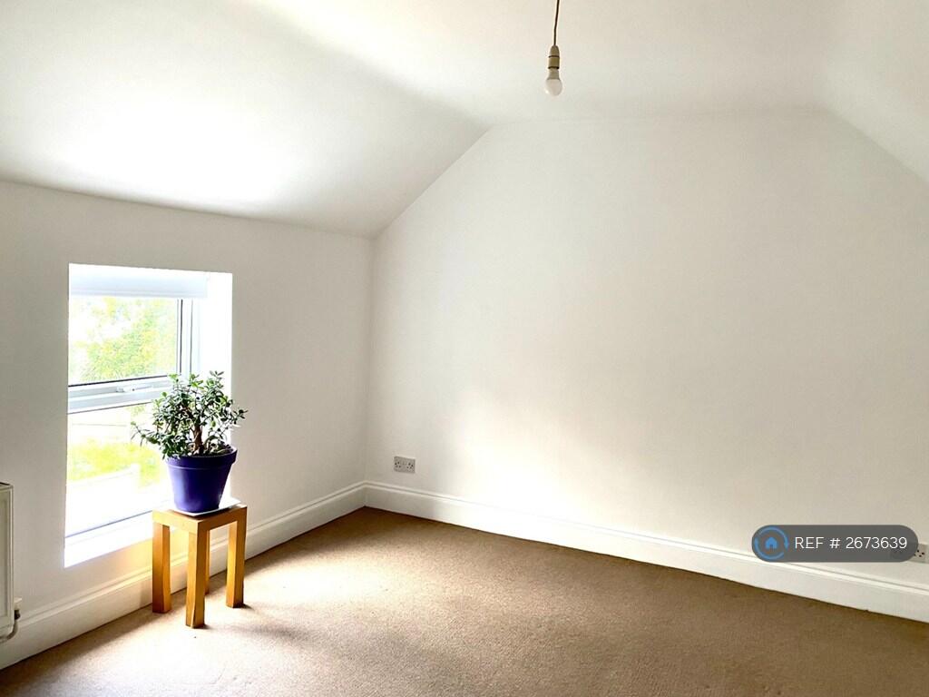 Dbl Bedroom Upper Floor