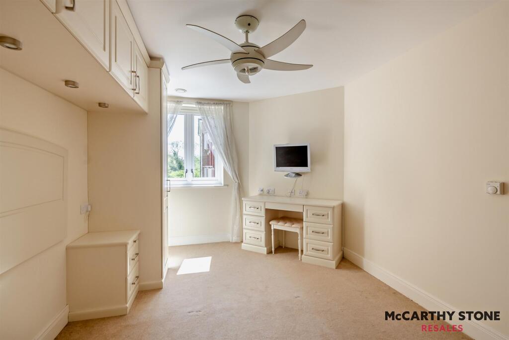 8587040-interior05-800.jpg