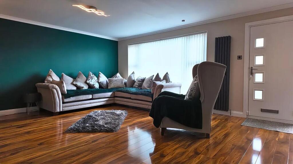 Lounge.jpg