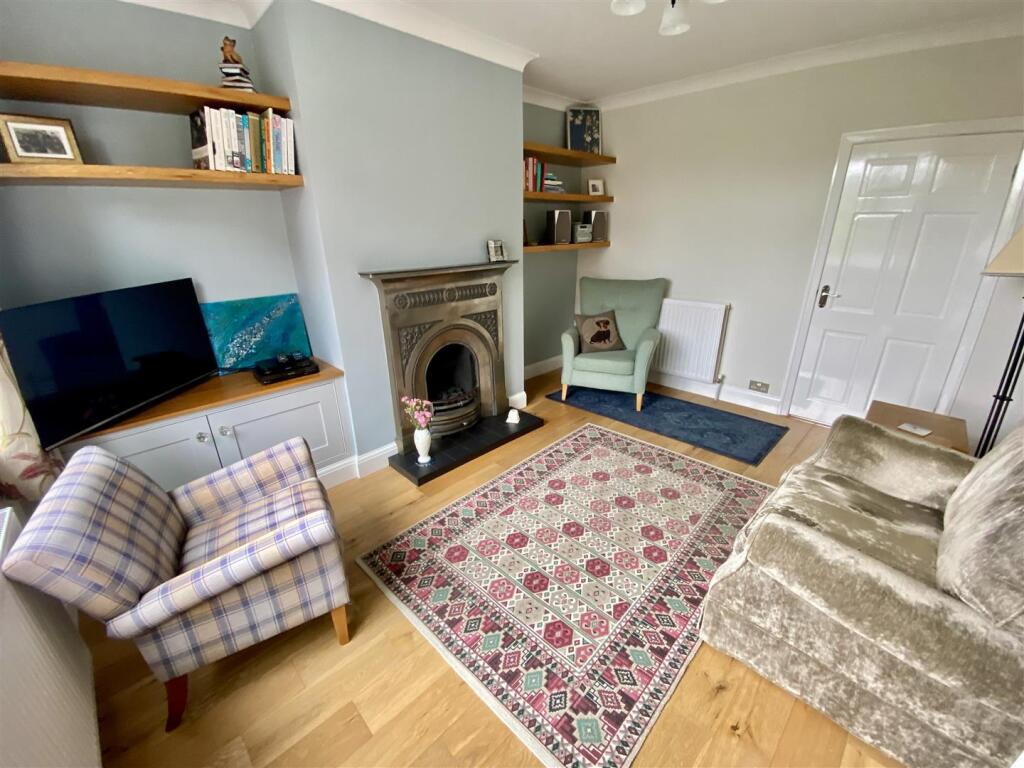 Bramleys Estate Agents - Scopsley Lane - Mirfield 