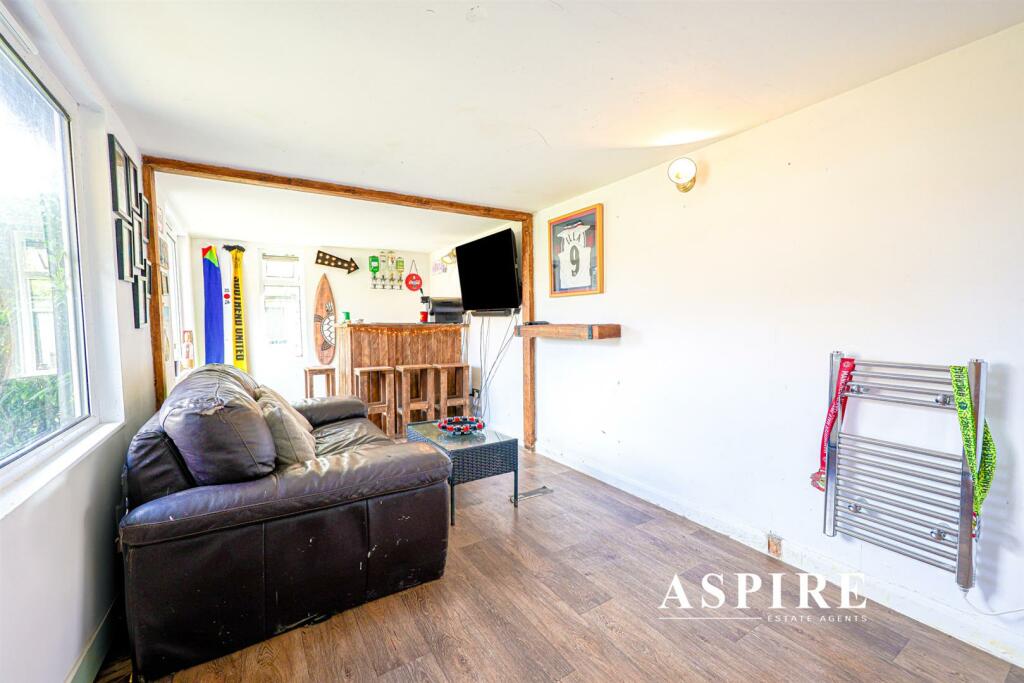 Aspire Estate Agents32.jpg