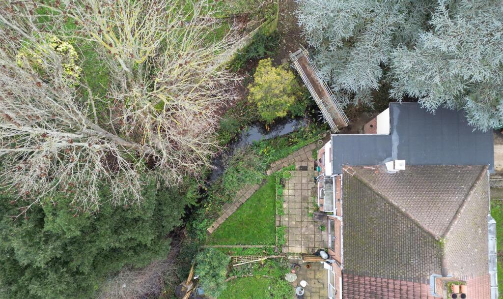 Waterhall Avenue, E4