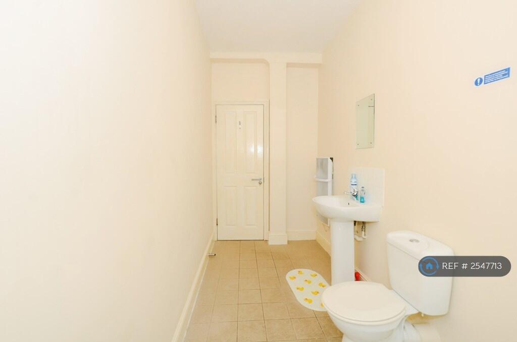 Shower Room 1