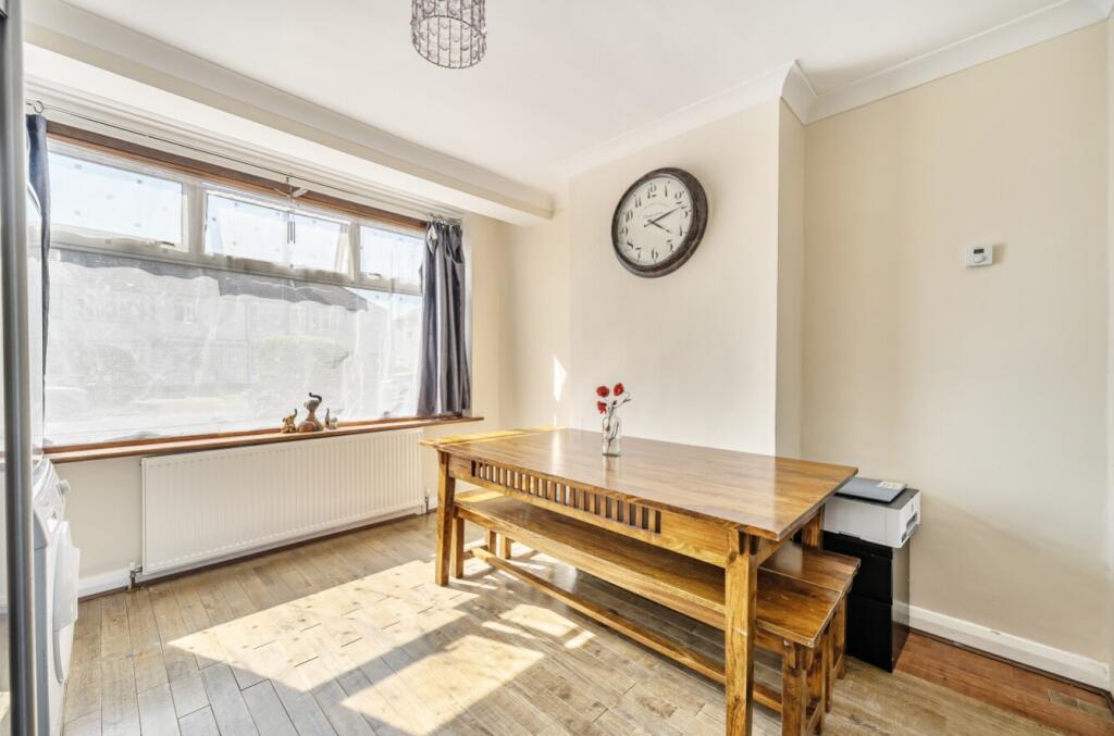 1312665-10-6852ddb07e995