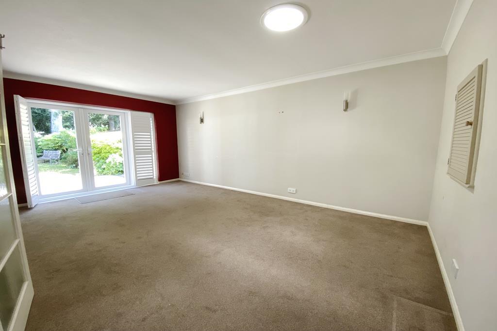 Lounge/Dining Rm