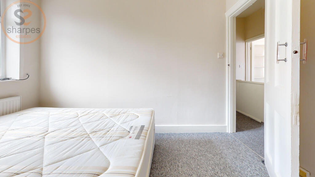 14-Beech-Grove-Bedroom 5