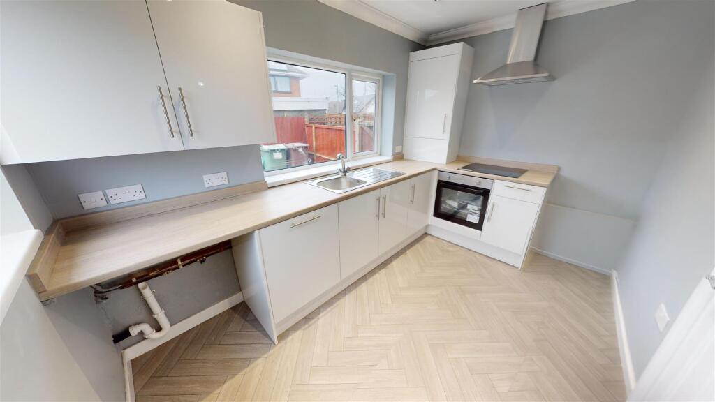 Oak Tree Road Kitchen