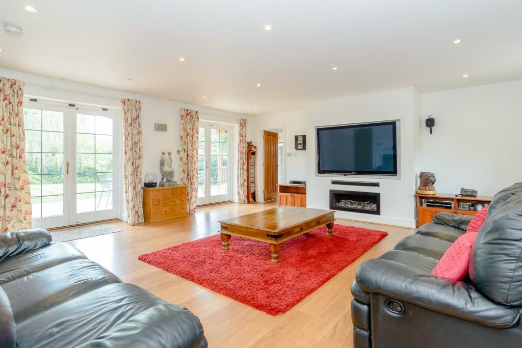 8400876-interior06-800.jpg