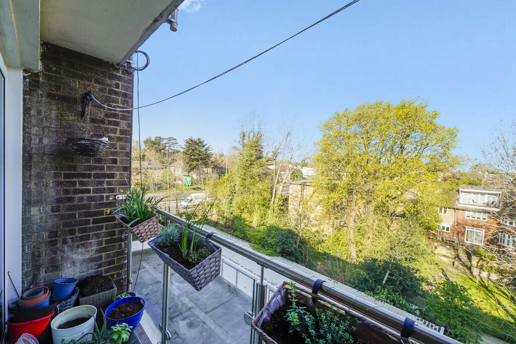 Flat 32, Claydon ...