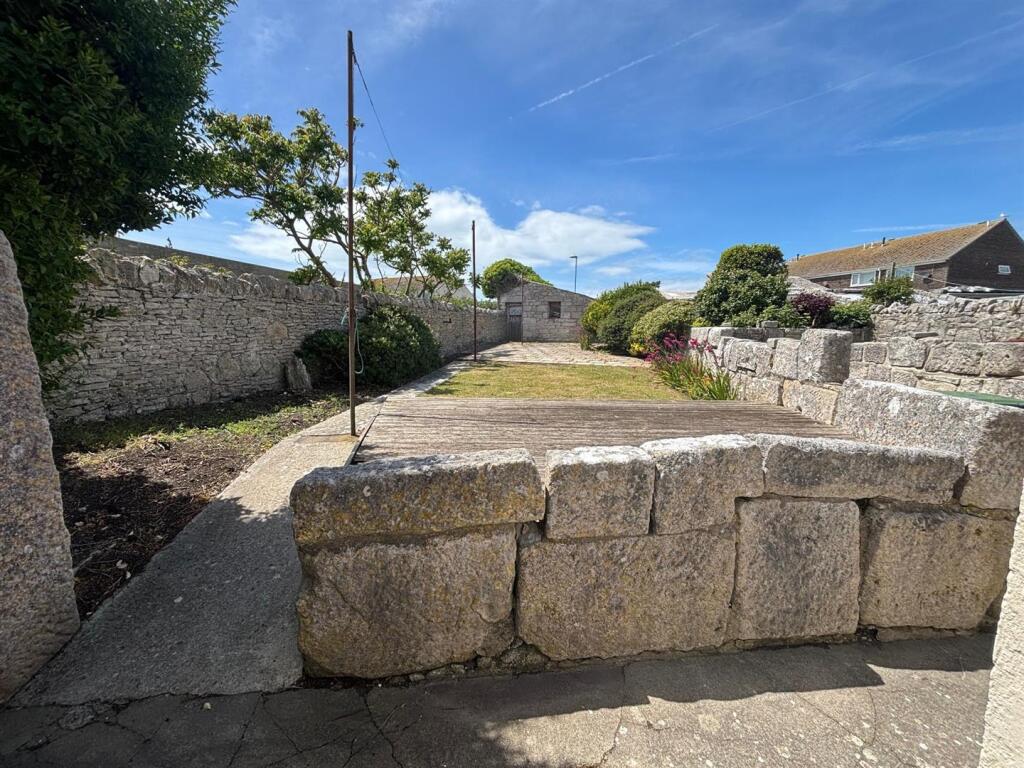 Rear Garden.jpg