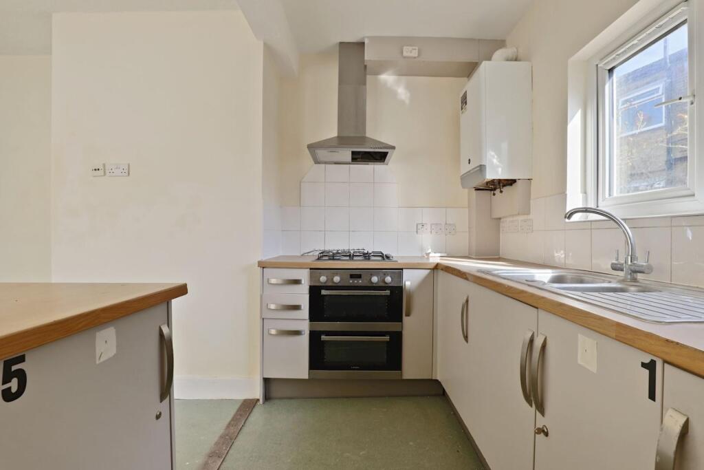 07-7f7bJHPropWorld - 4 Nyon Grove - 21 (1)-medium.