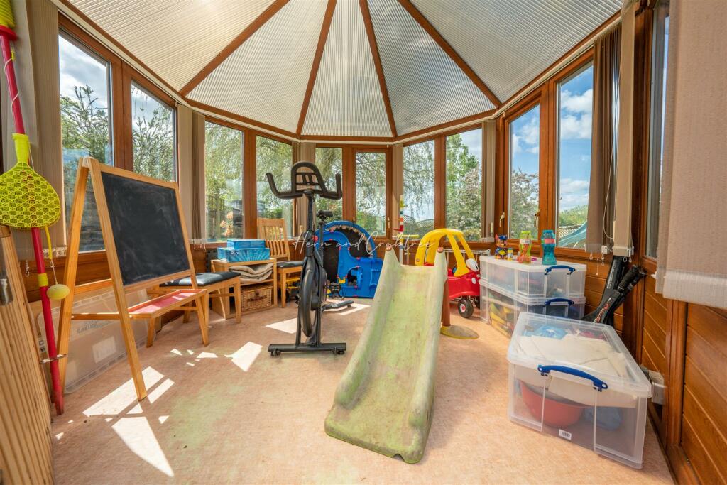 Blackoak Road, HernCrabtree (18).jpg