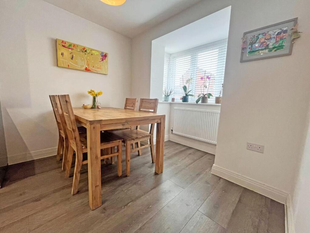 Dining Room.jpg