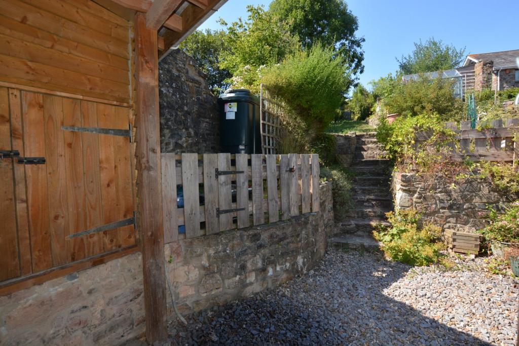 Bampton Seddons