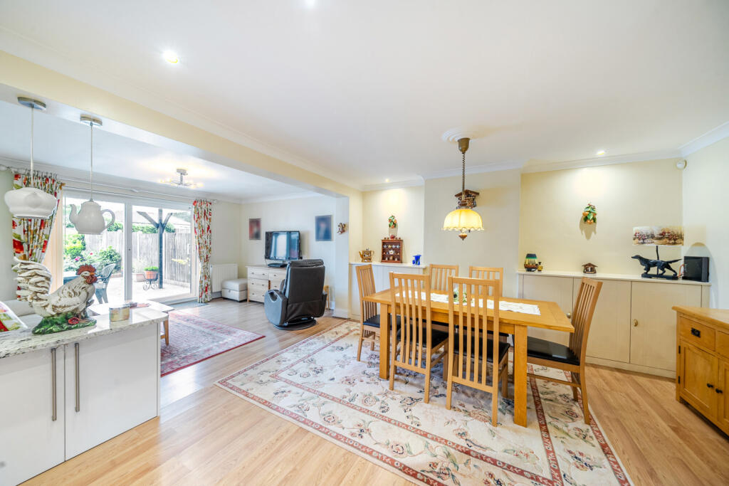 1330420-13-688905...