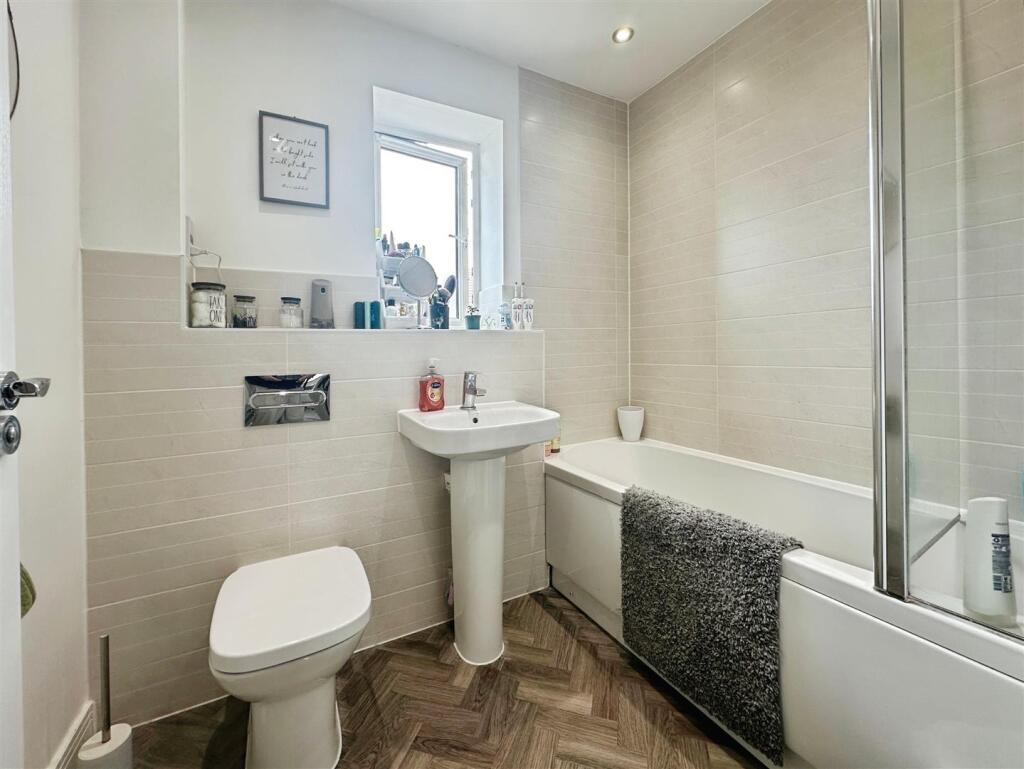 9124d8ff--4DD9-ABD8-943F015E11D0-16722-0000054A20A