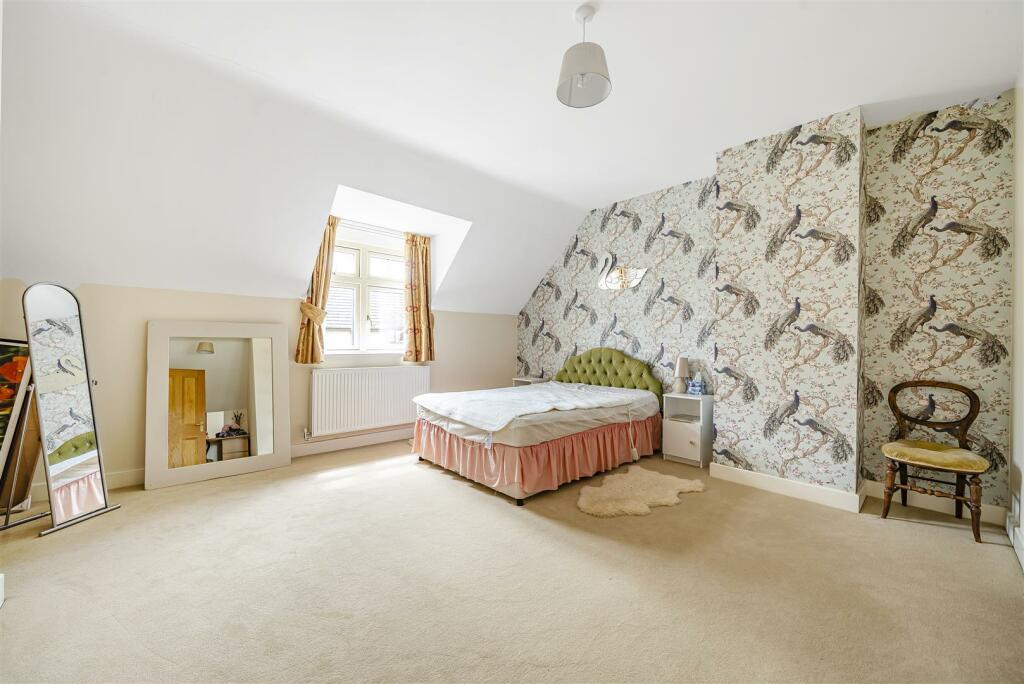 32a High Street, Paulerspury (