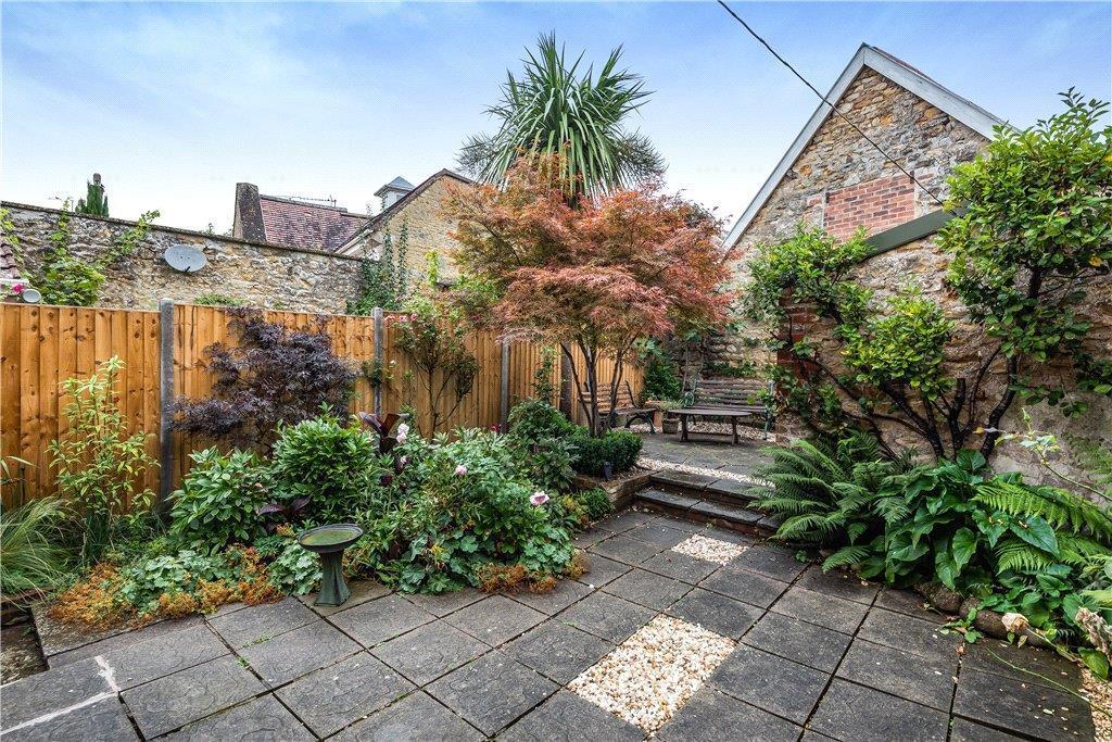 Garden 2.jpg