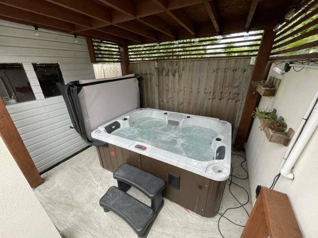 Hot Tub