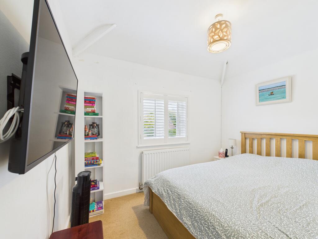 CAM02909G0-PR0424-STILL003