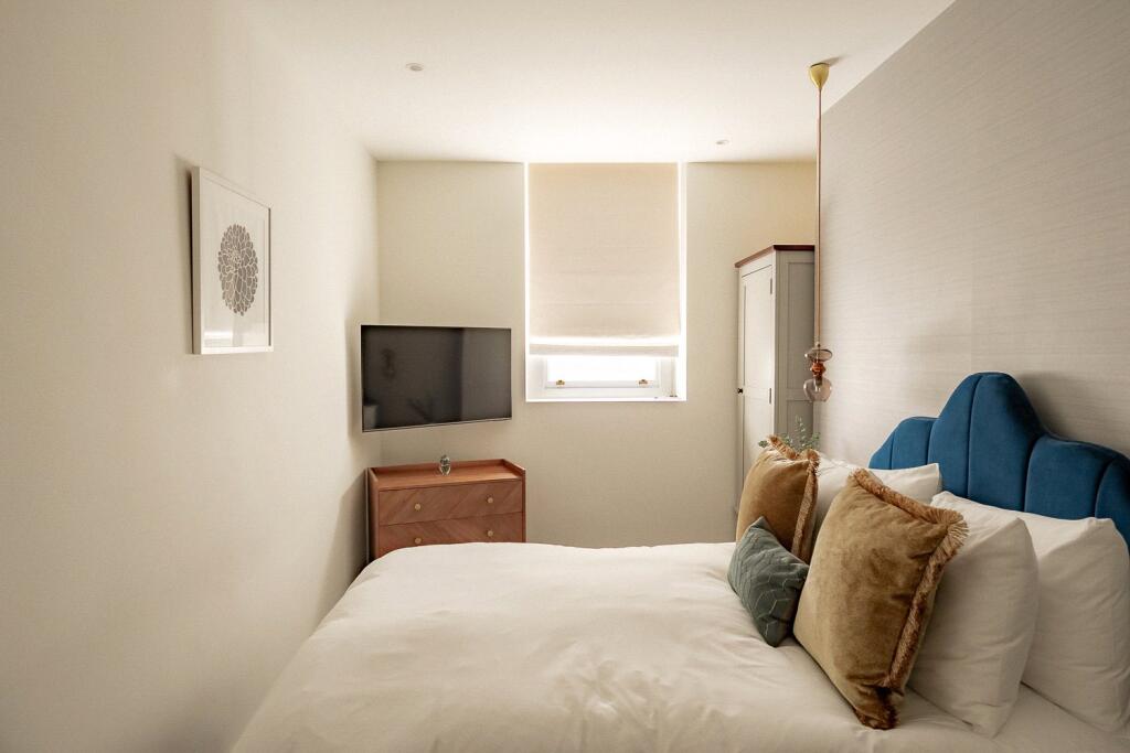 Double Bedroom