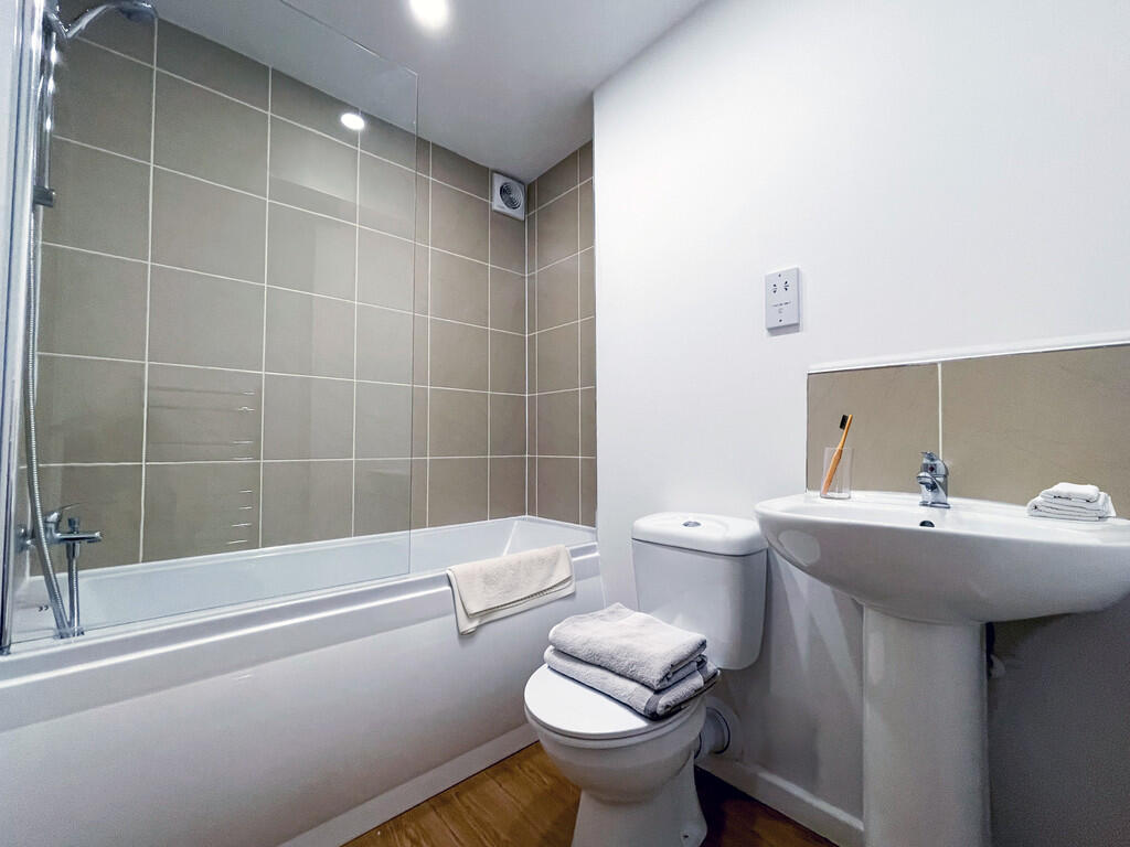 IMG_3232_7_origin...