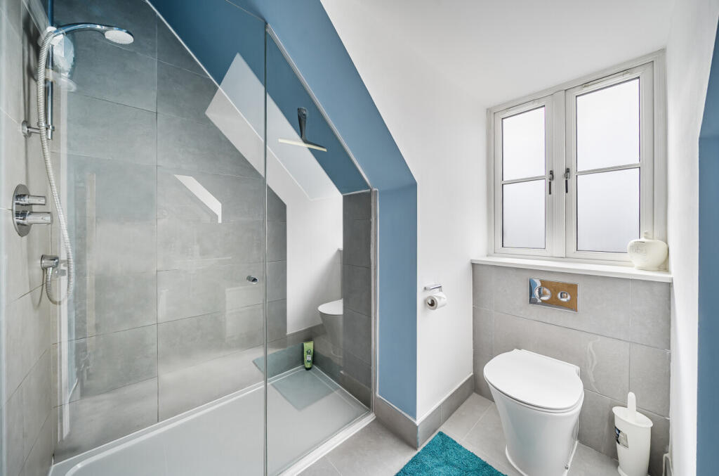 1344949-16-68b1a4...