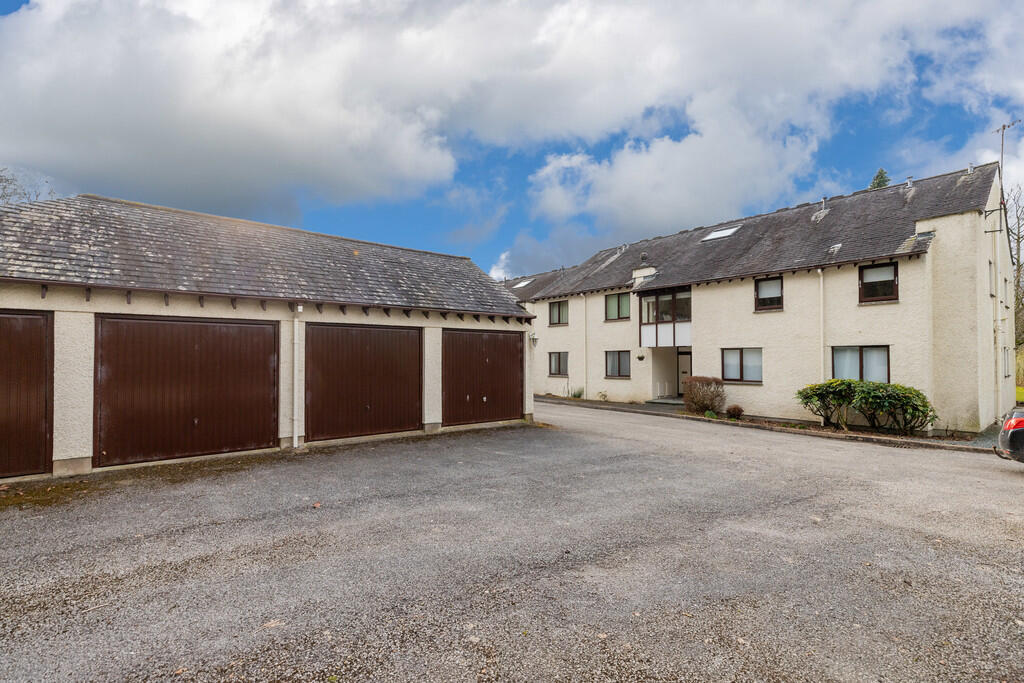 Garage &amp; Park...