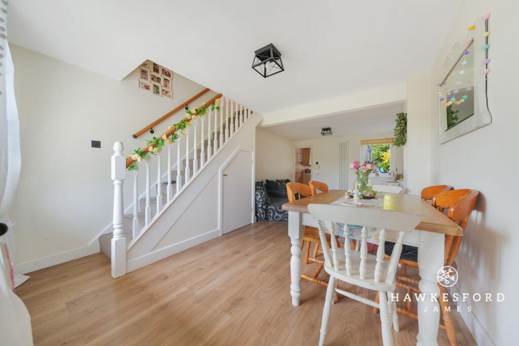 Station Row, Teynham - Lounge/diner