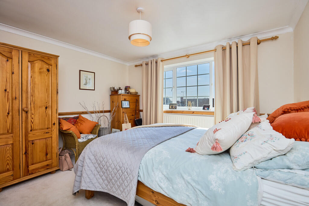 Edward Knight 202...