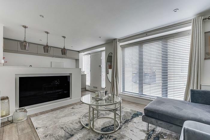 5 St George's Mews-4.jpg