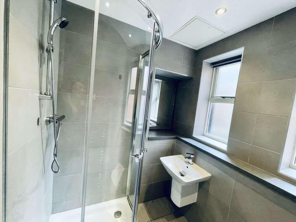 Flat_2_8_St_James_Row
