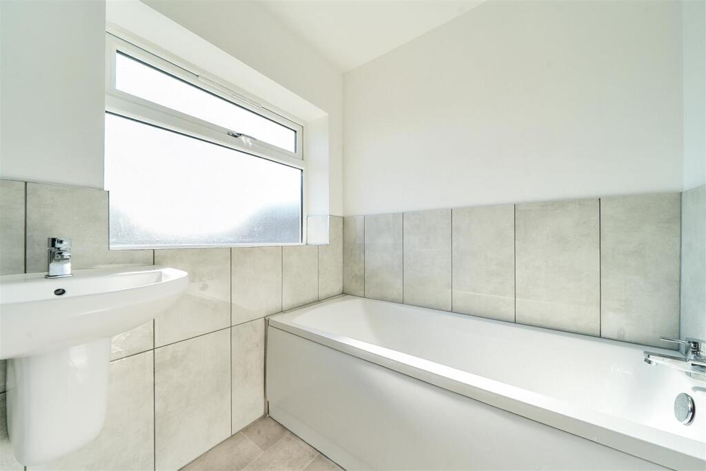 13 Hawthorne Avenue, Netherseal