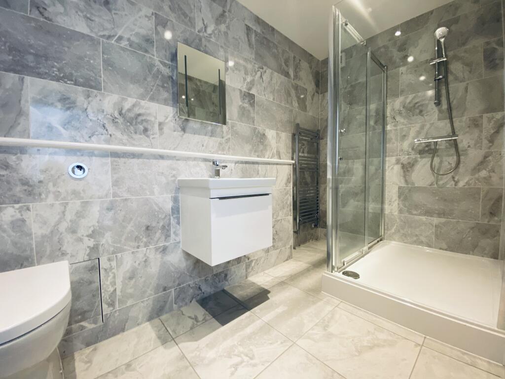 En-suite Bathroom