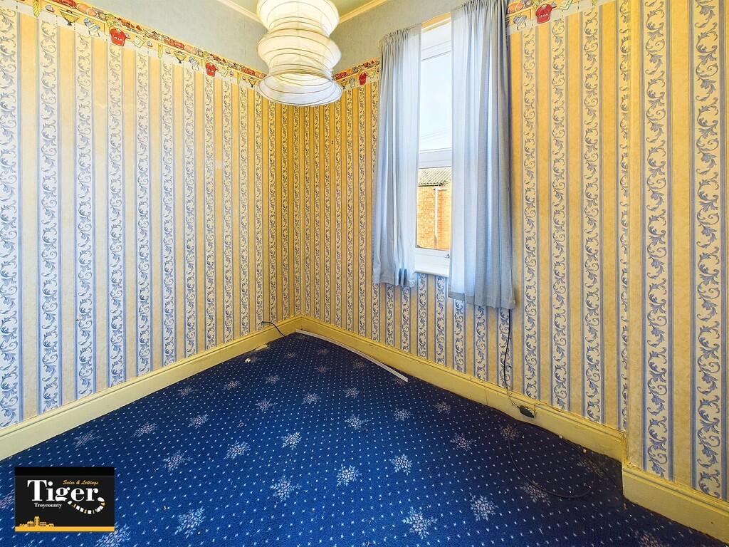 CAM02176G0-PR0471...