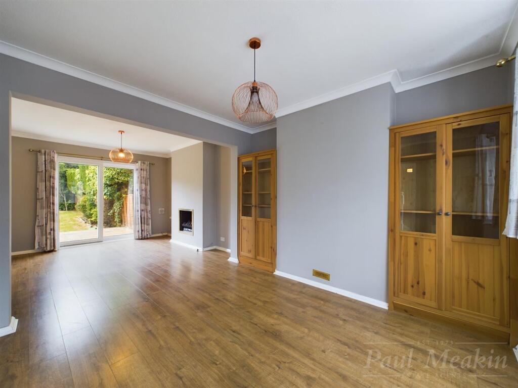 Living room.jpg