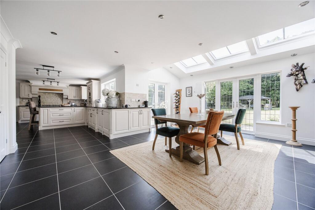 Kitchen/Breakfast