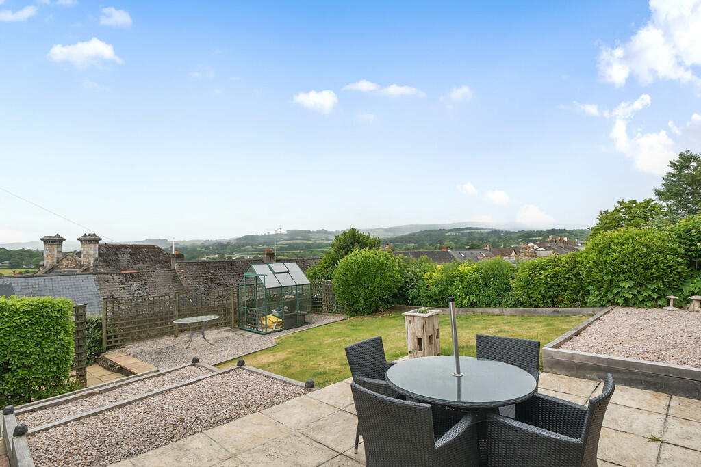 Garden &amp; Gree...