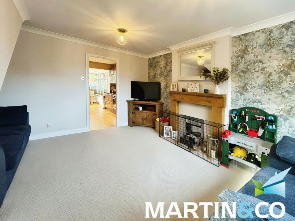 a72cf7b6-IMG-2024...