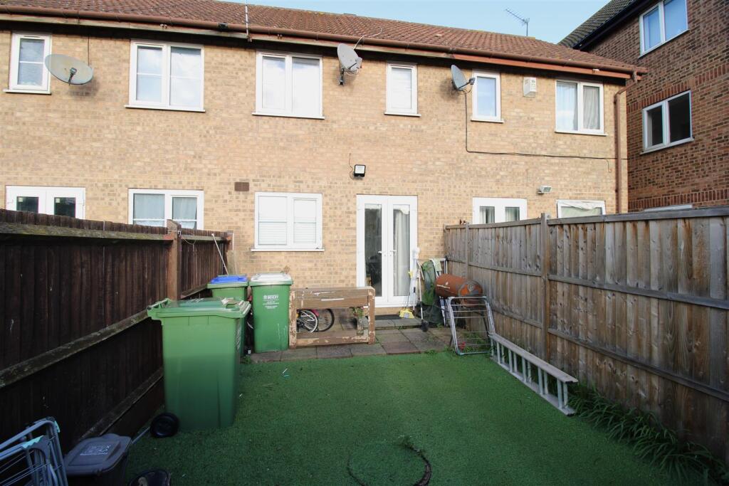 new rear garden.JPG