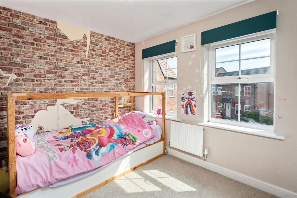 79 Hobby Road, Bodicote-24.jpg