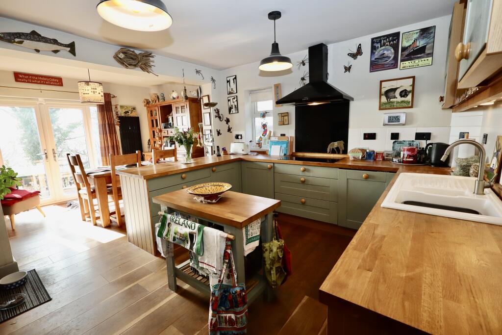 Kitchen diner