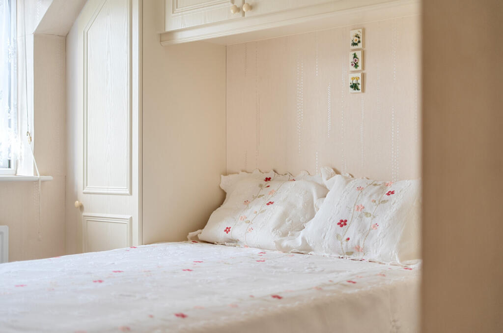 1335817-22-68a6e7...