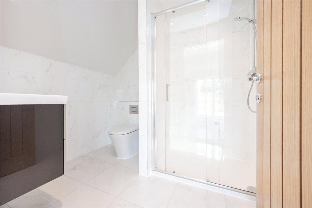Master Ensuite
