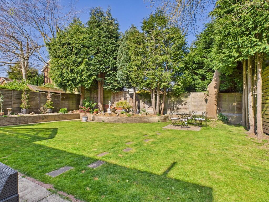 CAM03830G0-PR0138...