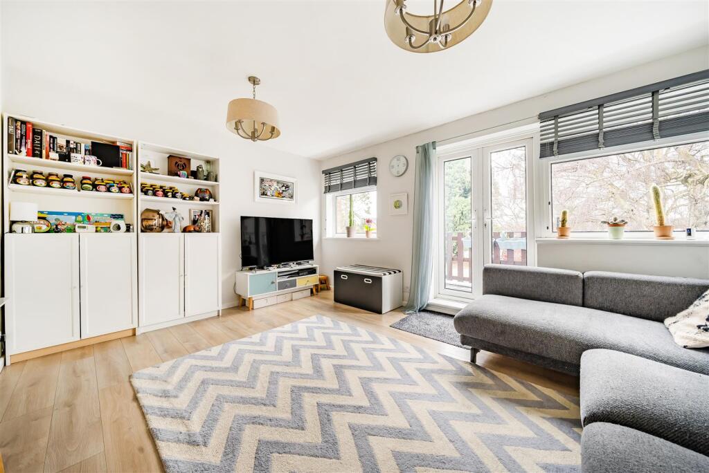 For Sale - Aspire Residential - Exmoor Court - Lou