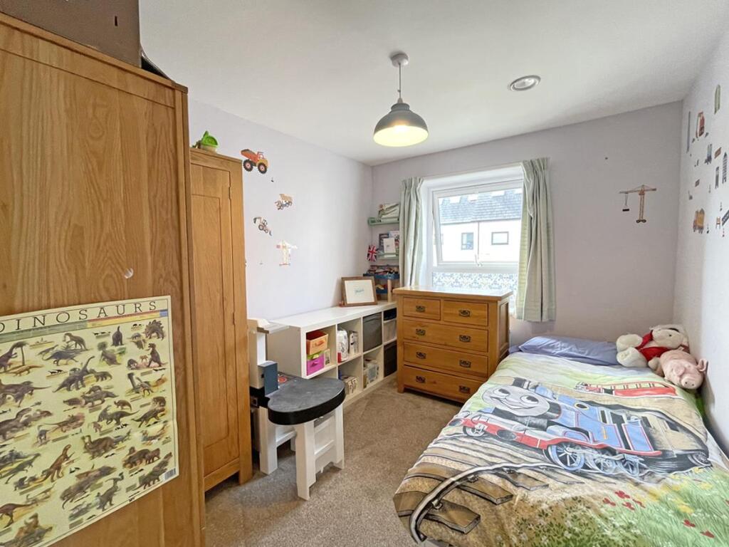 Solar Crescent 12 - Bed 4...jpg